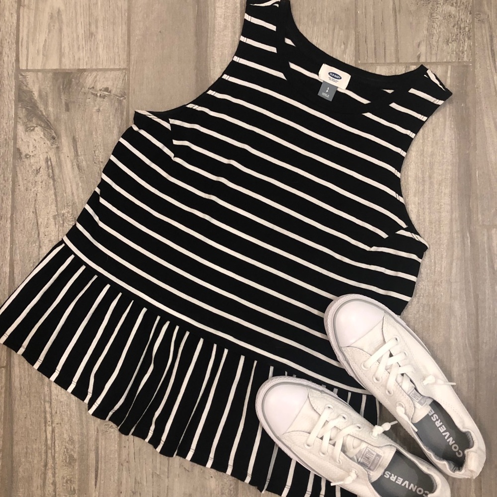 Old Navy B&W Striped Peplum Top